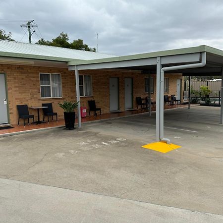 Raintree Motel Biloela Exteriör bild