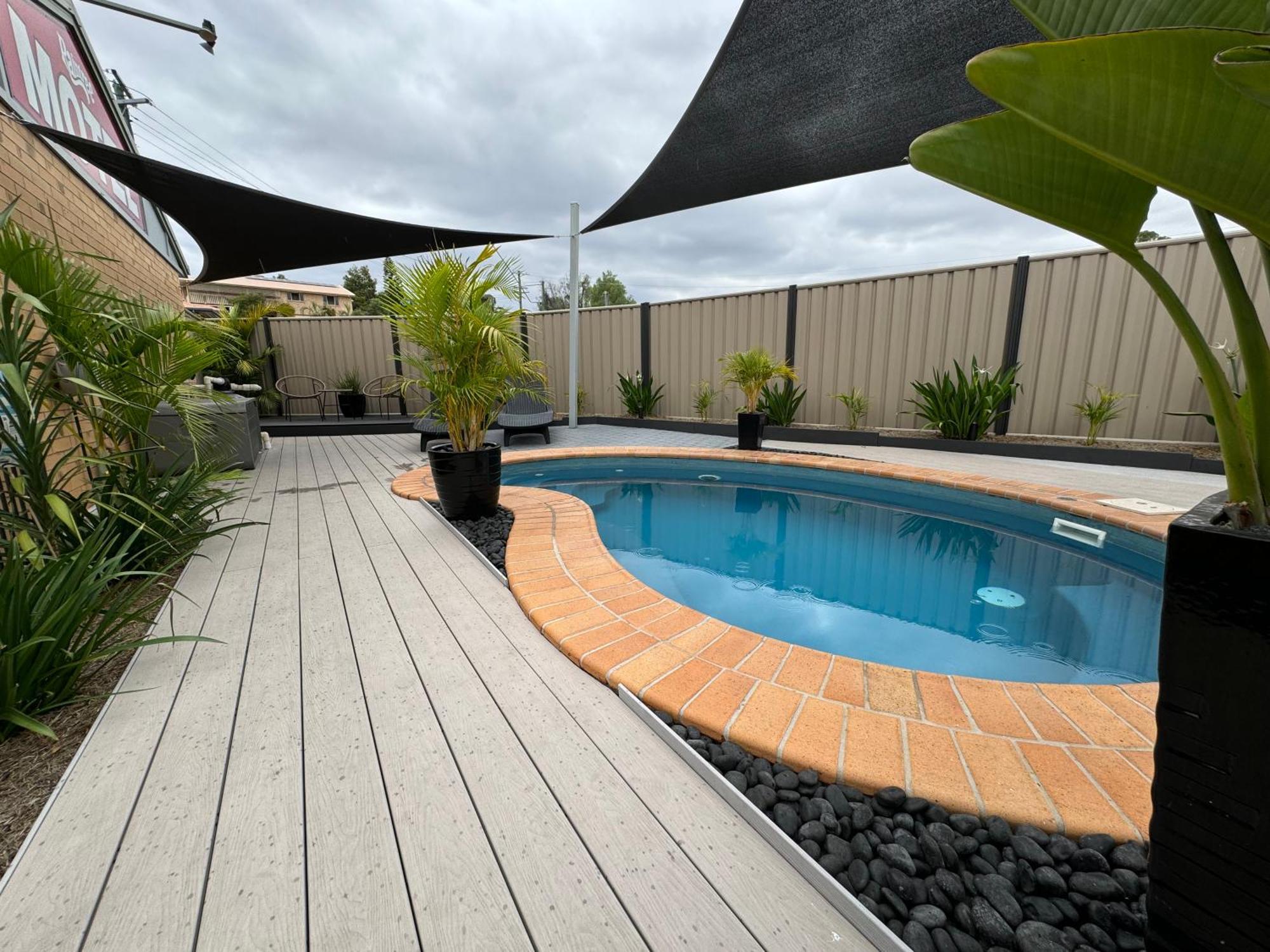 Raintree Motel Biloela Exteriör bild
